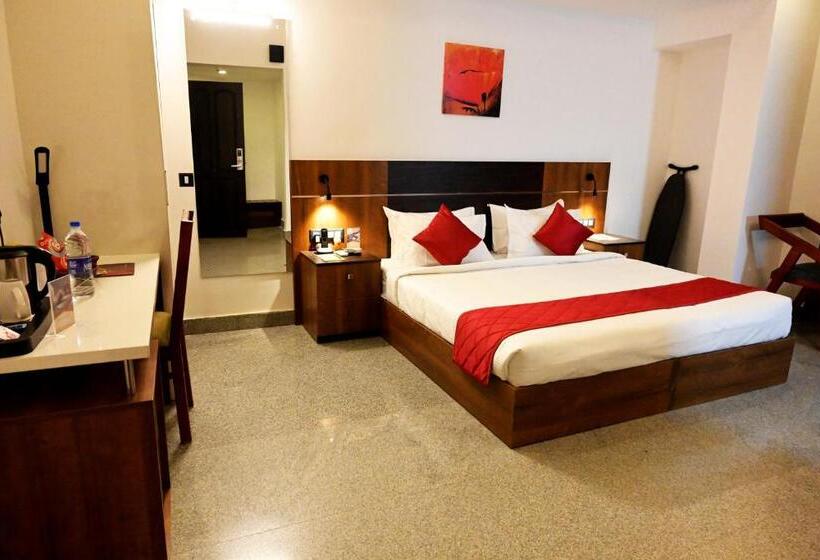 ホテル Thamburu International