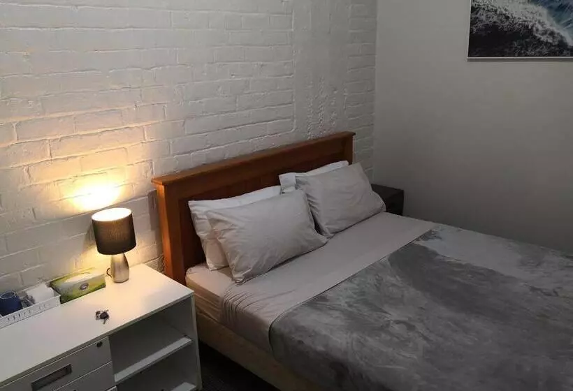 Oceanic Hostel
