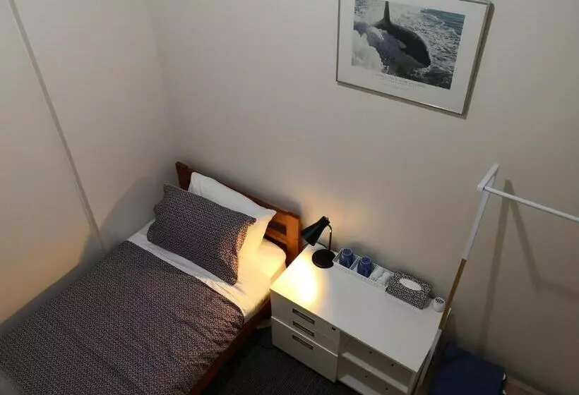 Oceanic Hostel