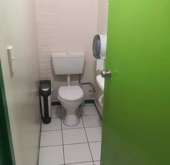 Oceanic Hostel