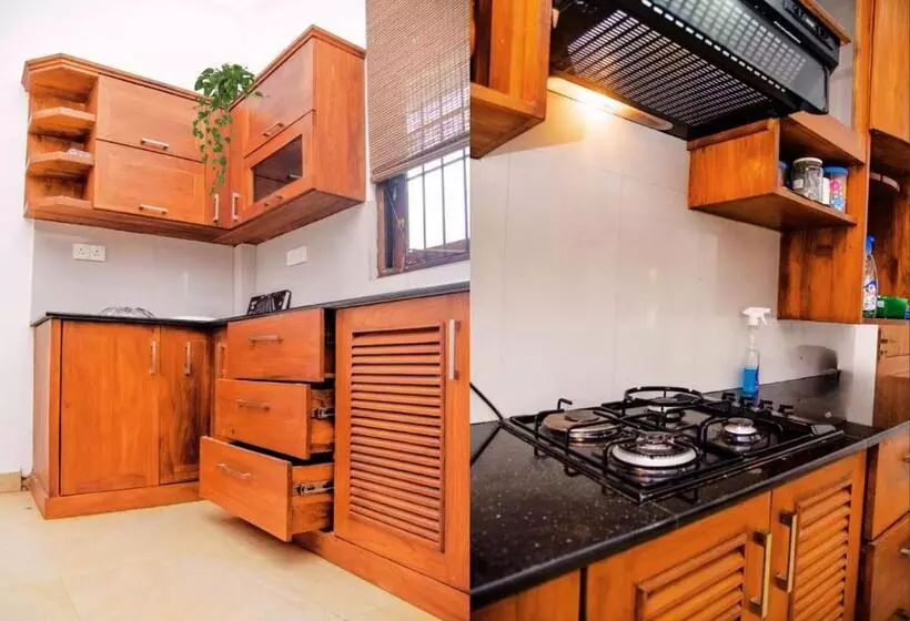 Majatalo Anuradhapura Peacock Garden Holiday Bungalow