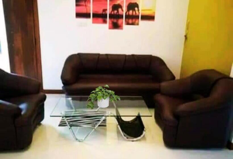 膳宿费 Anuradhapura Peacock Garden Holiday Bungalow