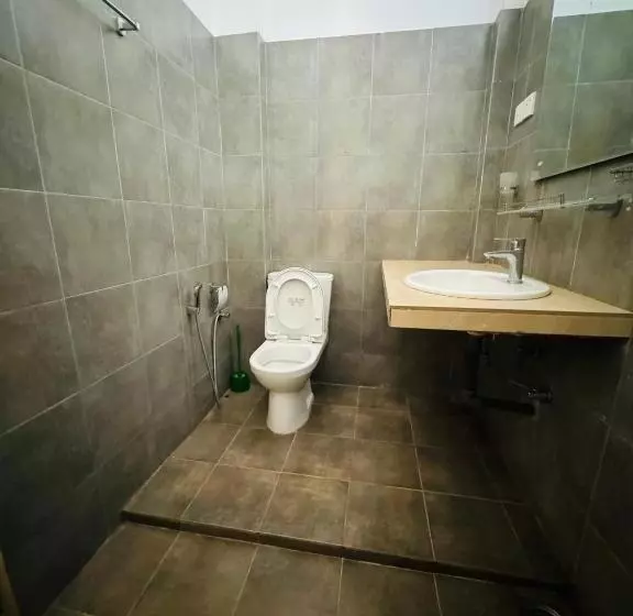 Majatalo Anuradhapura Peacock Garden Holiday Bungalow