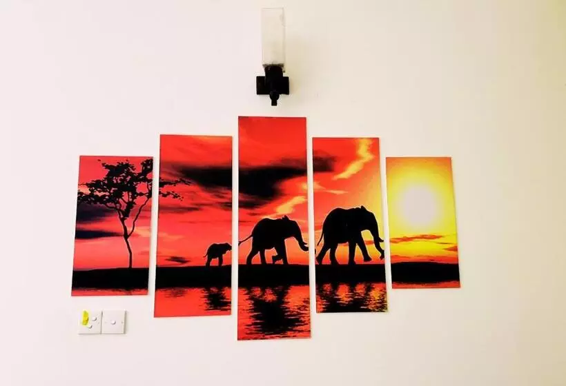 Majatalo Anuradhapura Peacock Garden Holiday Bungalow