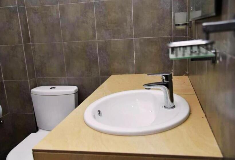 膳宿费 Anuradhapura Peacock Garden Holiday Bungalow