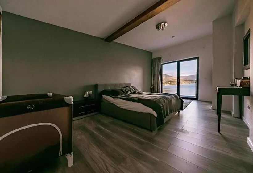Majatalo Modern Cosy House By Lake View Colibita Resort   Vila C2