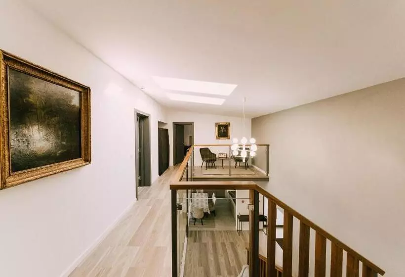 Majatalo Modern Cosy House By Lake View Colibita Resort   Vila C2