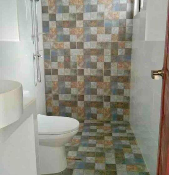 פנסיון Sea Breeze Beach House Near Sandbars And Beaches And Near To Danao Port