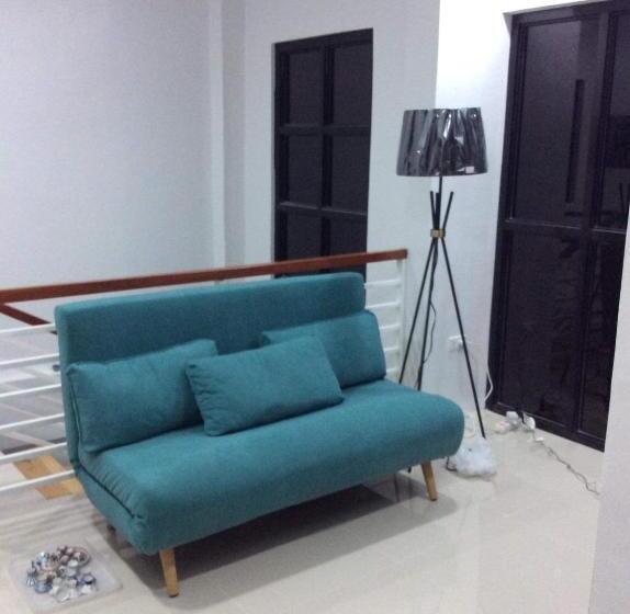 פנסיון Sea Breeze Beach House Near Sandbars And Beaches And Near To Danao Port