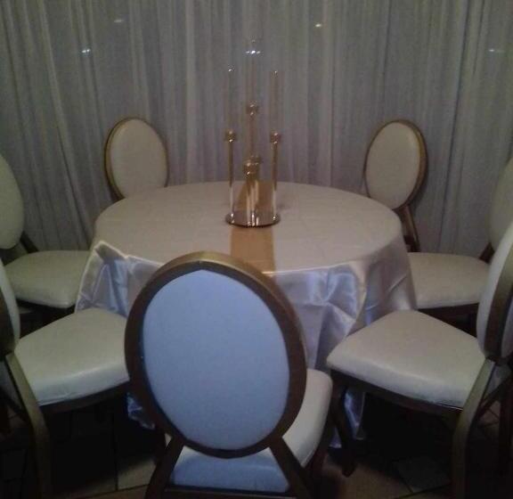 پانسیون Red Heart Holiday Home