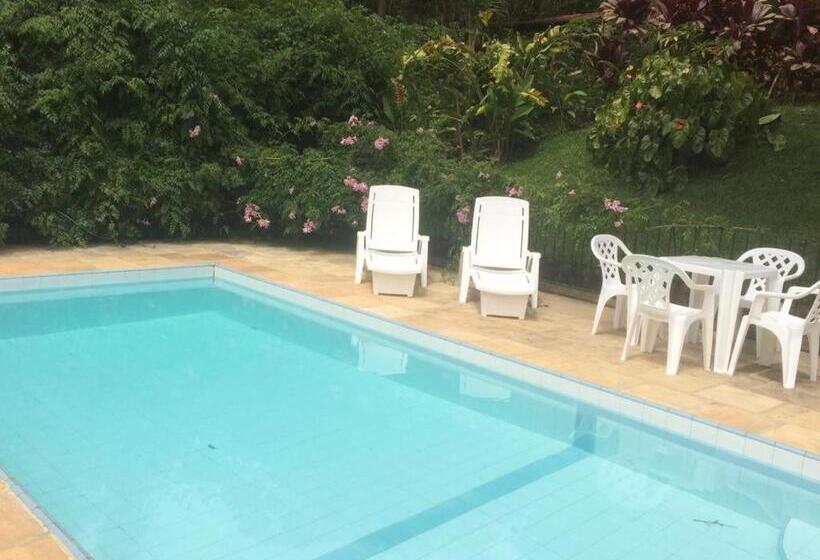 호스텔 Pousada Jardim Secreto