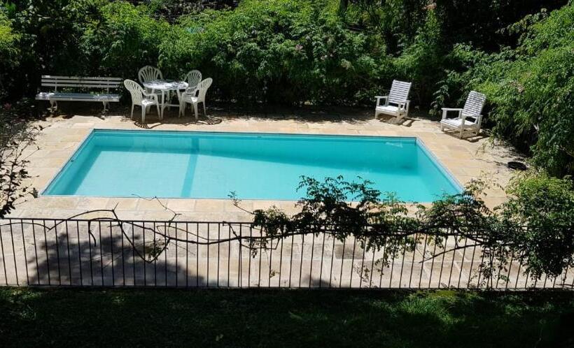 호스텔 Pousada Jardim Secreto