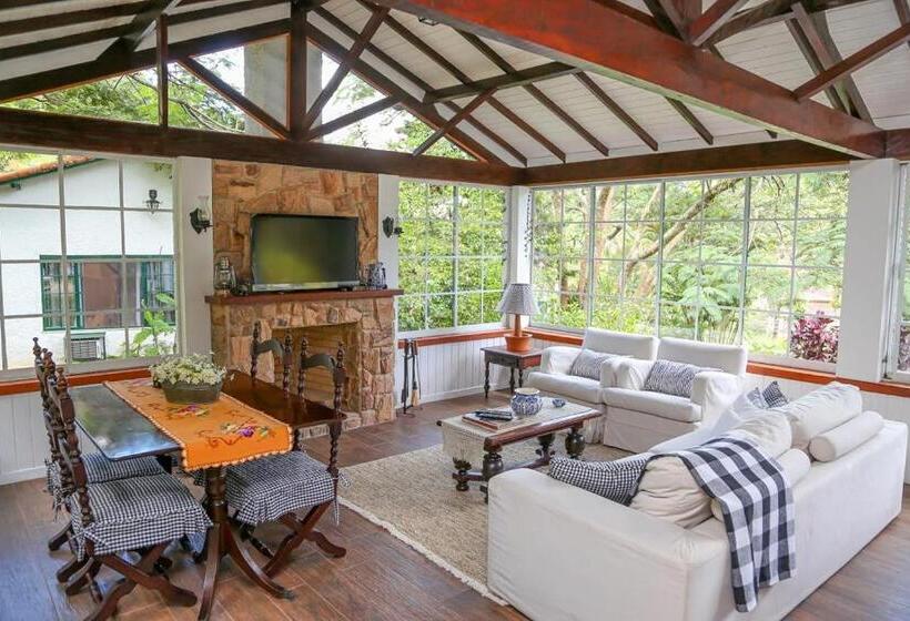 호스텔 Pousada Jardim Secreto