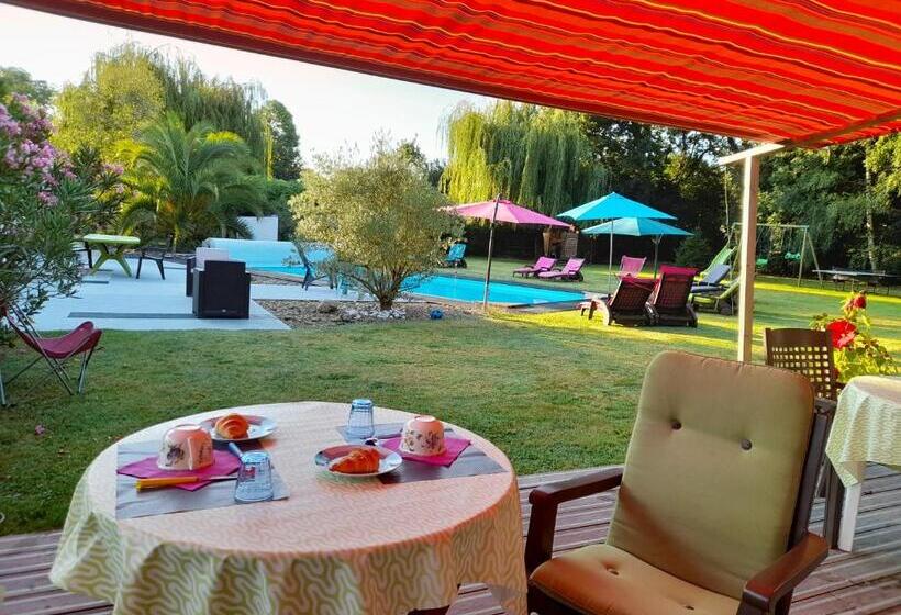 ベッドアンドブレックファースト Couette Et Cafe