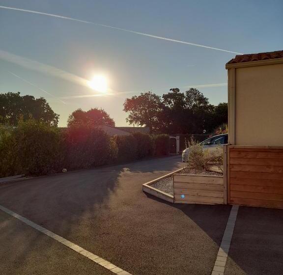 ベッドアンドブレックファースト Couette Et Cafe