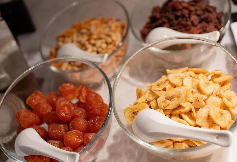 בית מלון כפרי Mercure Rugao City Centre