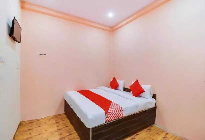 ホテル Spot On 67730 Yash Paying Guest House
