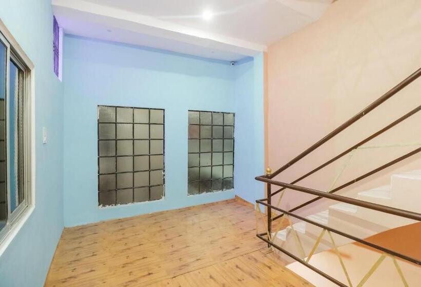 Hotel Spot On 67730 Yash Paying Guest House