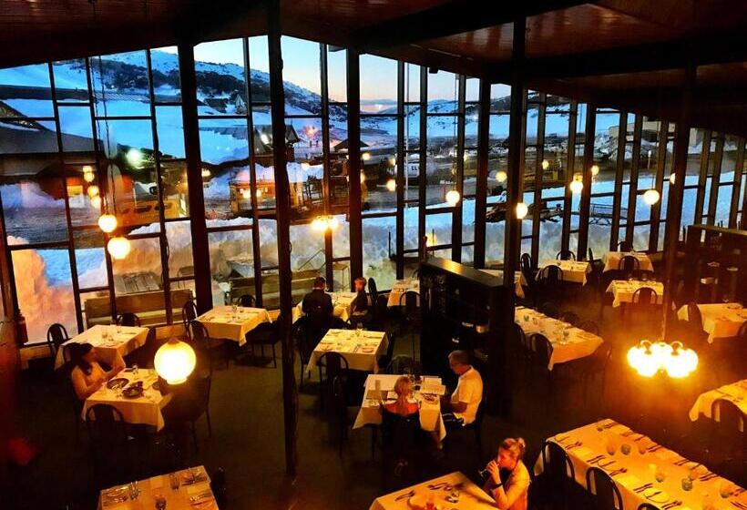 Отель The Man From Snowy River