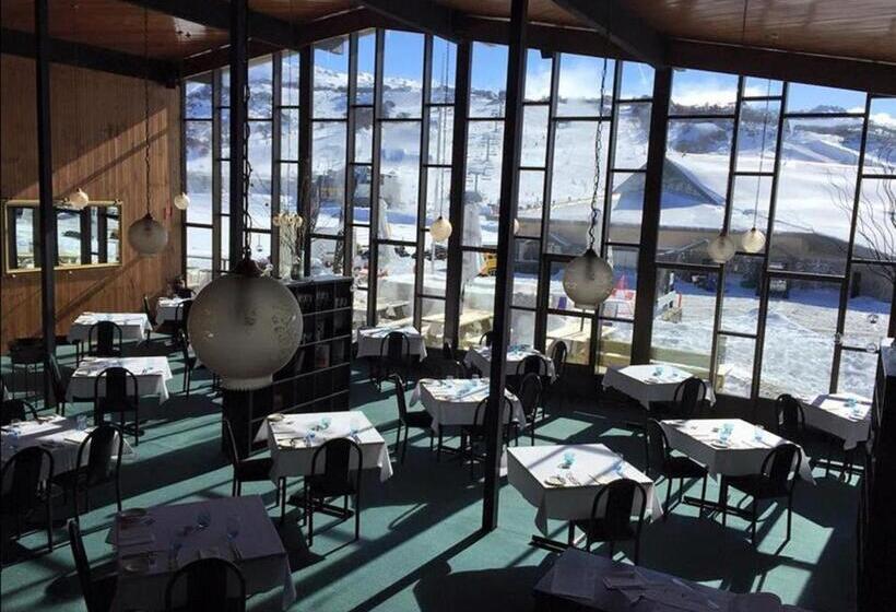 Отель The Man From Snowy River