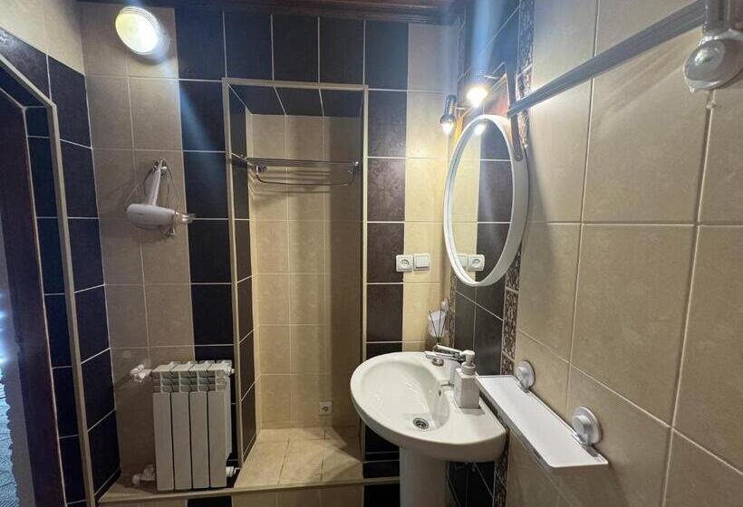 پانسیون дом вдали от дома Sky Village