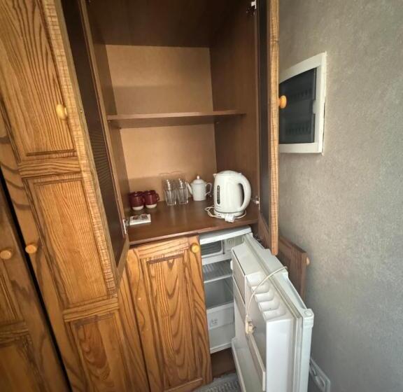 Pension (Hôtel basse catégorie) дом вдали от дома Sky Village