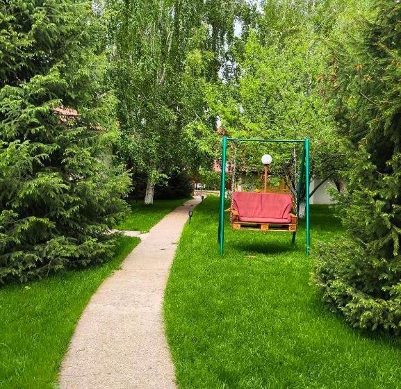 پانسیون дом вдали от дома Sky Village