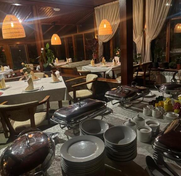 پانسیون дом вдали от дома Sky Village