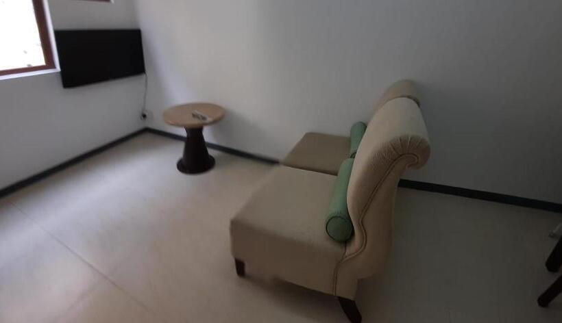 Citronella Villa Flic En Flac