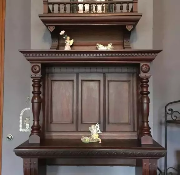 1884 Wildwood Bed And Breakfast Inn