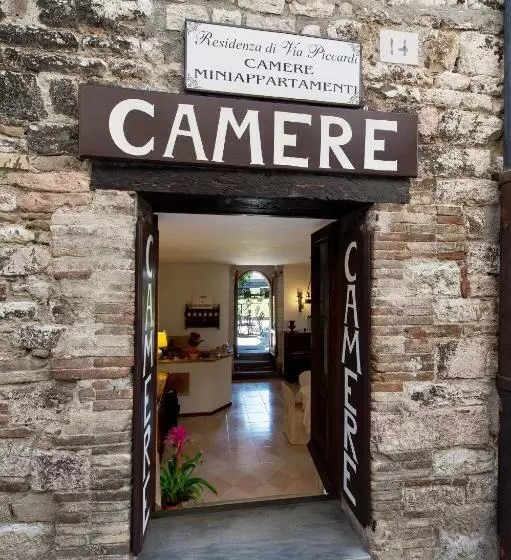 ベッドアンドブレックファースト Residenza Di Via Piccardi