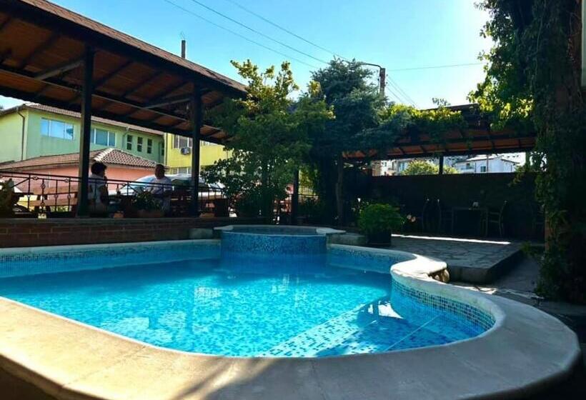 בית מלון כפרי хотел м1