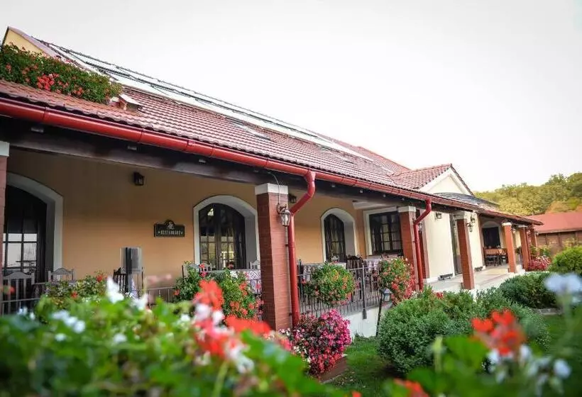 Majatalo Popasul Caprioarei