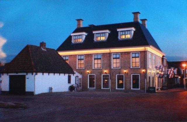 Отель De Harmonie