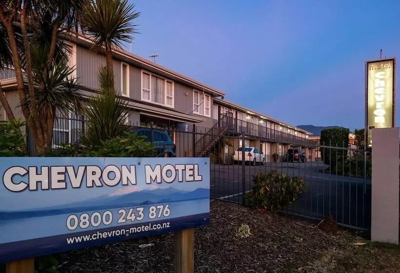 Chevron Motel