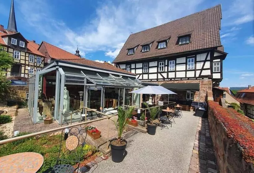 Hotelli & Cafe Schachtenburg