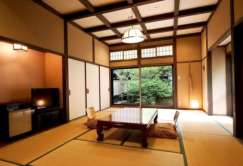 旅館 Shikinosato Hanamura