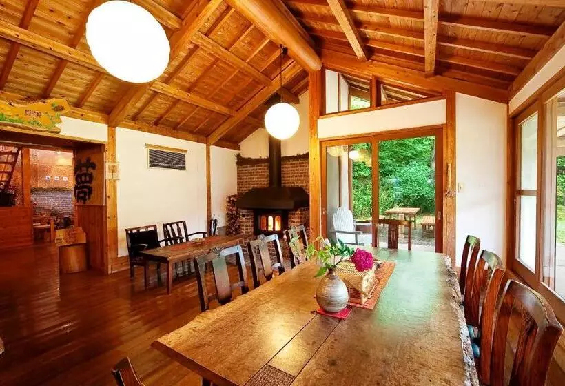 旅館 Shikinosato Hanamura