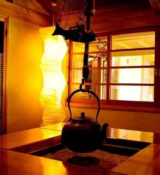 旅館 Shikinosato Hanamura