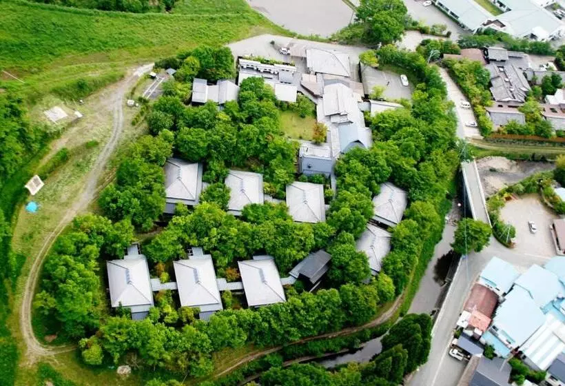 旅館 Shikinosato Hanamura