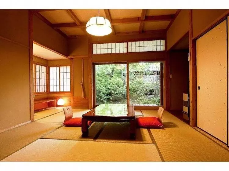 旅館 Shikinosato Hanamura