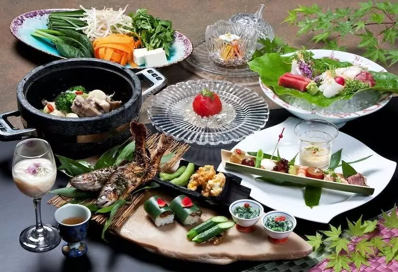 旅館 Shikinosato Hanamura