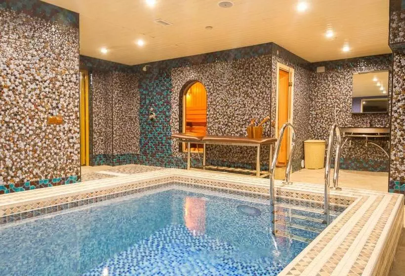 Salut Hotel Almaty