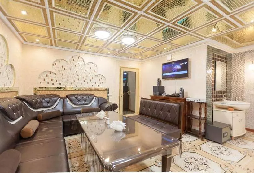 Salut Hotel Almaty