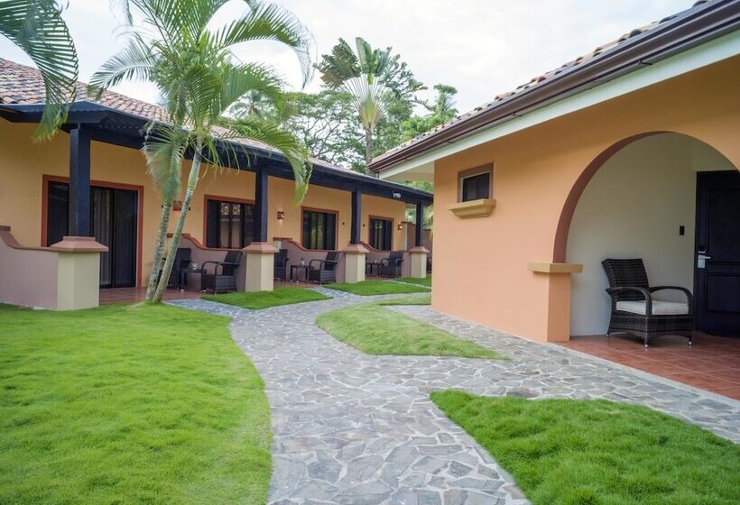 Sunset Del Mar Beach Resort