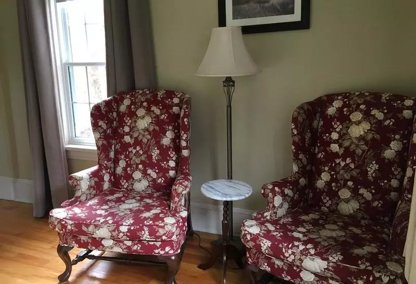 The Stella Rose B&b