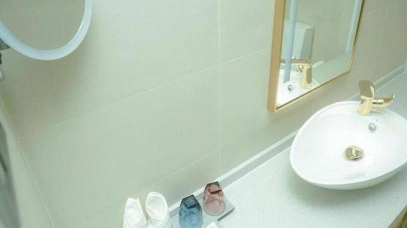 Lavande Hotel Taizhou Medicine Market People S Square