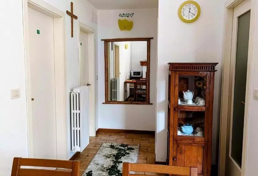 پانسیون Edera Rooms
