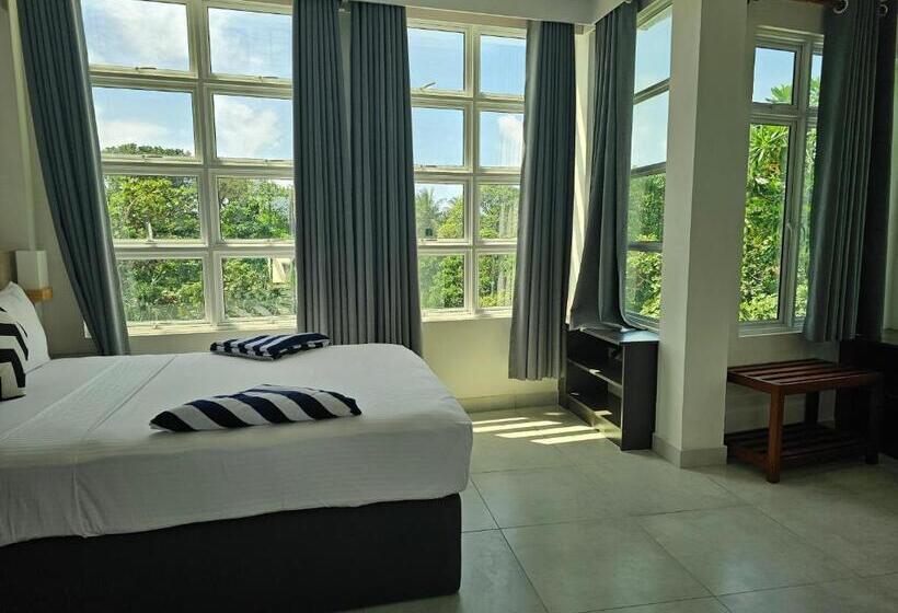 پانسیون Shams Thoddoo