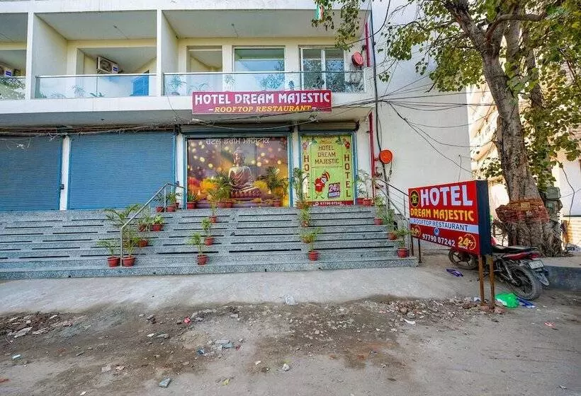 Fabhotel Hc Dream Majestic